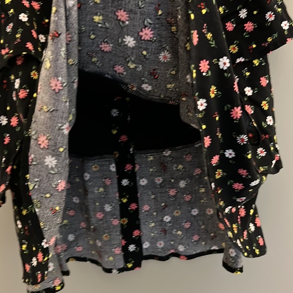 New With Tags Pleated Floral Skirt - purchased at Francesca’s - Picture 4 of 8